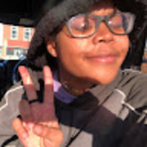 Meet your Posher, Amyia